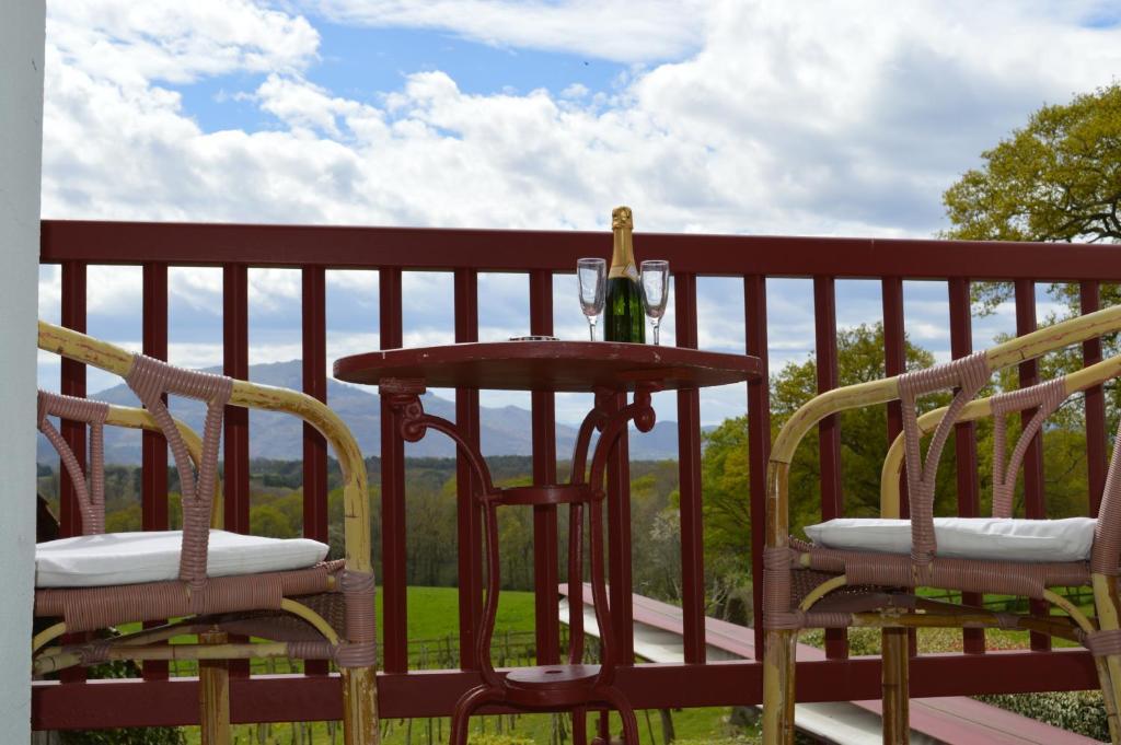 Bed and Breakfast La Ferme Ostalapia Ahetze Pokoj fotografie